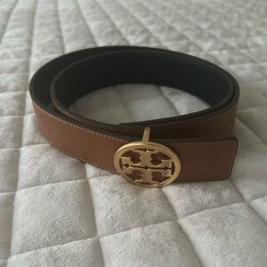 Tory Burch Miller 1,5 reversible belt size M worn ones. New condition